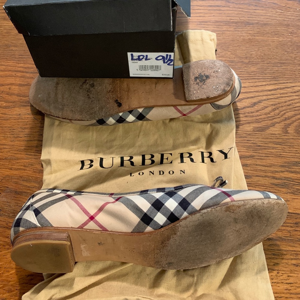 Burberry plaid ballet flats size 9.5 - Picture 2 of 4